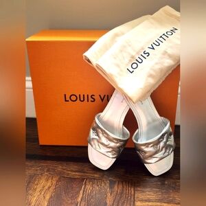 Brand New Louis Vuitton Revive Sandals in Metallic Color